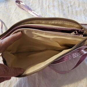 NWT Caroline Hill Metallic Rose Crossbody Wristlet P1216